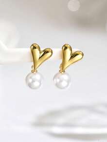 1 Pair Fashionable Gold Heart-Shaped Pearl Earrings, Heart Design Paired With Smooth Pearls, Romantic And Elegant Fusion With Exquisite Details Radiating Charming Allure - Earrings - View 3