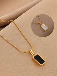 1pc Black & White Shell Double-Sided Pendant, Titanium Steel Minimalist Jewelry, Snake Bone Chain Necklace, Gold Plated Unisex - Gold - View 5