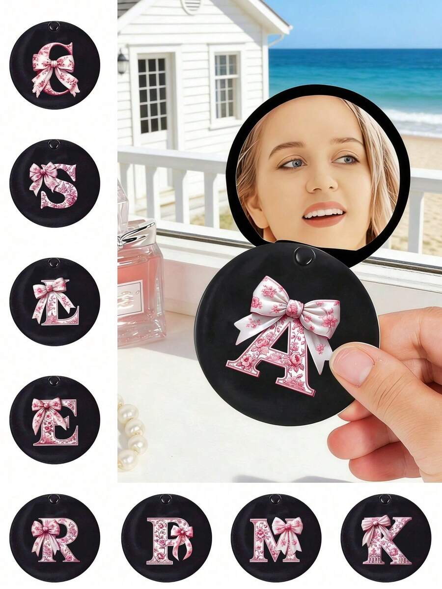 个性化字母花卉化妆镜，复古建筑蝴蝶结字母 A-Z，便携式圆形手持化妆镜，适合放入钱包和化妆包，可爱漂亮的化妆配件，是送给女孩、妈妈、伴娘、朋友的绝佳礼物，适合生日、圣诞节、情人节、母亲节、日常化妆、居家、办公、学习、旅行等各种场合。