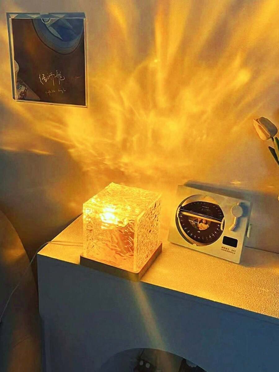 1 pieza Luz nocturna de 16 colores con efecto de luces del norte, lámpara de proyección cuadrada, control táctil/remoto, alimentada por USB, adecuada para dormitorio, sala de estar, oficina y decoración de fiestas - regalo perfecto para adolescentes, decoración de sala de estar | Lámpara de proyección LED - Multicolor - Ver 1