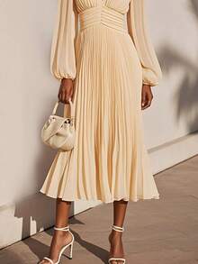 Women's Elegant Comfortable Long Sleeve V-Neck Solid Color Pleated Hem Dress Spring - Apricot - View 4