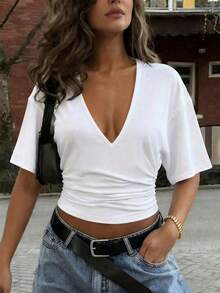 Áo croptop nữ GLOpass mùa hè, kiểu dáng tối giản, màu trơn, cổ chữ V sâu, dáng rộng, xếp ly, ôm sát, màu trắng. - trắng - Xem 1