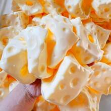 1个2026新款7厘米方形超薄奶酪球挤压玩具，蜂蜜奶酪挤压玩具，慢回弹外壳挤压玩具，无填充物，DIY奶酪皮挤压玩具，生日/圣诞节/万圣节礼物，完美礼物，适合青少年的减压礼物，挤压玩具，复活节，挤压玩具，Nee Doh，玩具，复活节篮子填充物，挤压减压玩具，男孩玩具，青少年派对礼物，挤压玩具，椰子油挤压玩具，奶酪挤压玩具 - 彩色 - 查看 10