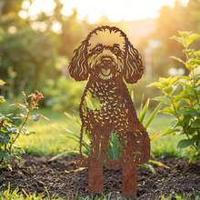 Estaca de jardim em metal enferrujado com desenho de poodle, peça decorativa para quintal em estilo campestre, com acabamento rústico, ideal para decoração de jardim e como presente para donos de animais de estimação e amantes de cães. - A - Ver 3