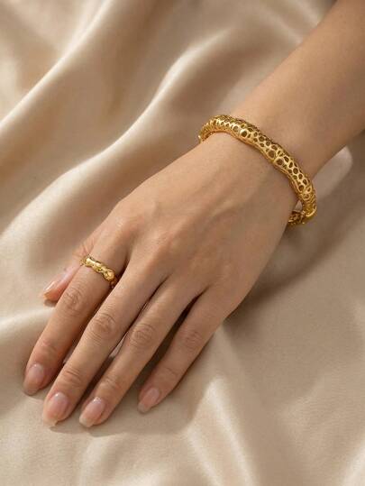 2/1pc Golden Jewelry Set, Sophisticated And Stainless Steel Bangle And Ring, Ideal For Intimate Dating, Upscale Party Occasions, Daily Business Commutes, And Memorable Gifting, Designed With A Minimalist Yet Eye-Catching Beaded Aesthetic, Smooth Inner Wall For All-Day Comfort, Sturdy Construction For Long-Term Wear, Combines Modern Fashion With Classic Elegance To Stand Out In Both Professional Meetings And Social Celebrations