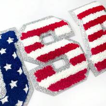 1 Stück USA Buchstaben Shaggy Thermotransfer Patch, Glitzer Rand Sternenbanner Stil bestickte Applikation, patriotisches Thema DIY Dekorationsabzeichen, geeignet für Kleidung, Rucksäcke, Unabhängigkeitstag - Reh - Übersicht 4