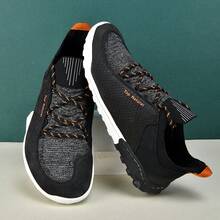 1双男士宽楦举重鞋,防滑轻便深蹲鞋,男士专业健身鞋,低帮休闲鞋,专业健身鞋,超宽圆头零落差赤足鞋 - 黑色 - 查看 9