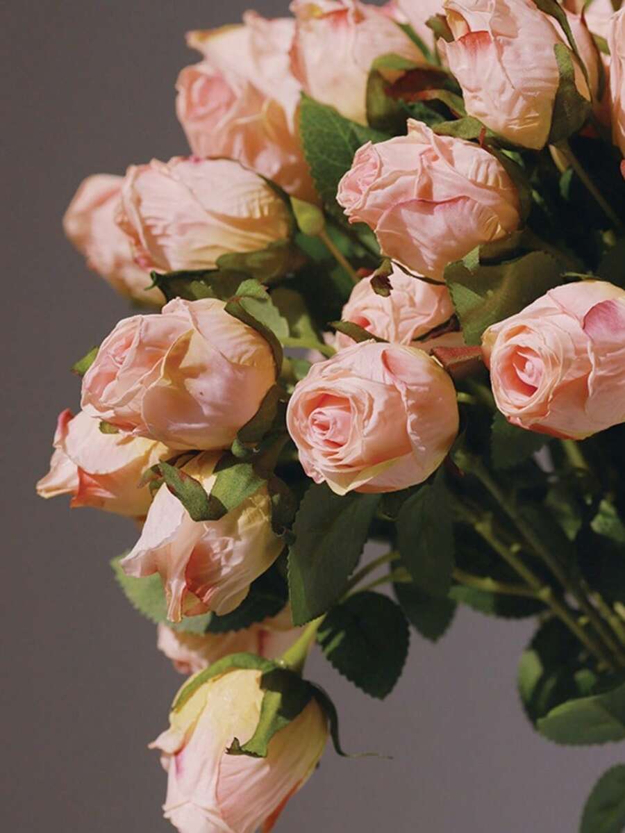 9支仿真粉色玫瑰花，7支玫瑰花头+绿色塑料植物，浪漫风格家居花卉礼品，适合女士、母亲等各种场合，包含花蕊，可用于DIY、派对回礼、伴娘礼物、家居装饰，干玫瑰，多种颜色可选，7支小玫瑰，绿色仿真植物，波西米亚秋季农场风格玫瑰花束，情人节装饰花