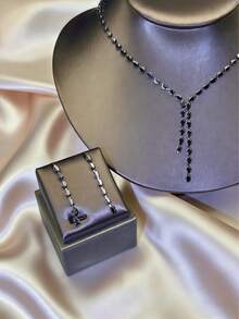 女士奢华珠宝套装，水晶水钻项链+耳环三件套，黑色，优雅简约风格，适合派对、婚礼、节日和日常搭配。 - 黑色 - 查看 3