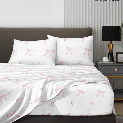 Bộ ga trải giường 4 món màu hồng thắt nơ, được làm từ vải microfiber mềm mại và dễ giặt. Bộ gồm: 1 ga phẳng, 1 ga bọc nệm, 2 vỏ gối. Phù hợp với nệm cỡ King, Queen, Full, Twin có độ dày lên đến 11,8 inch. Vải mềm mại và thoáng khí, chống nhăn cho giấc ngủ ngon hơn. Phong cách khách sạn sang trọng, thích hợp làm quà tặng cho mẹ, bố, bạn bè hoặc các cô gái đáng yêu.