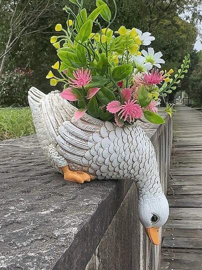 Creative Animal Planter Decor, Outdoor Garden Realistic Animal Flower Pot, Patio Balcony Funny Decoration For Potted Plants