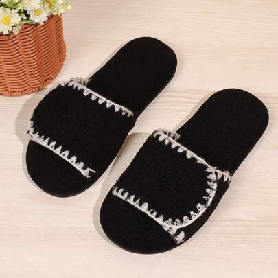 毛绒泰迪熊拖鞋 – 舒适羊毛内衬，防滑鞋底，适合卧室和客厅穿着，可调节绑带；毛绒拖鞋 – 柔软泰迪熊绒面料，四季皆宜，室内穿着舒适