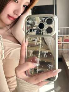 Casing Ponsel Anti Guncangan dengan Elemen Cermin, Desain Pita, Layar Cermin, Perlindungan Penuh, Kompatibel dengan iPhone 17/17 Pro/17 Pro Max, Casing Pelindung Gaya Korea Elegan, Kompatibel dengan iPhone 16/16 Pro Max, Model Baru 14, Hadiah Ulang Tahun, Ulang Tahun Pernikahan - Perak - View 7