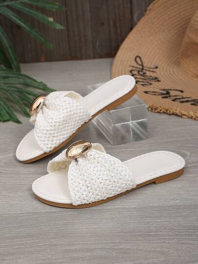 1 Pair Girls' Fashion Slippers, Hollow Woven Strap + Shiny Gold Round Buckle Decor, Slip-On Round Toe Soft Sole Non-Slip Design, Minimalist Princess Style Beach Slippers For Casual, Beach, Spring/Summer