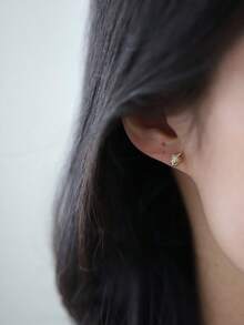 1对S925纯银简约独特可爱松果耳钉（女士款） - 松果1 - 查看 4