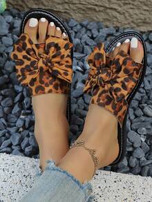 2026 Summer New Bowknot Leopard Print Open Toe Casual Sandals, Flat Beach Slippers - Brown - View 5