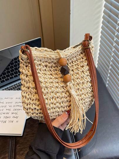 休闲草编斜挎包，新款木珠流苏单肩编织包，适合海滩、购物、装钱包，适合年轻女性、大学生、新婚夫妇、上班族。是办公室、大学、工作、商务、通勤、户外活动、旅行和野餐的理想之选。