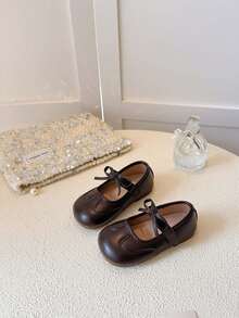 1 Pair Cute Bow Baby Leather Shoes, Soft Non-Slip Infant Princess Shoes, Adorable Versatile Toddler Shoes - Brown - View 1