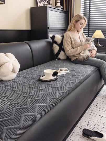 1pc Thick Quilted Flannel Sofa Cushion, Modern Minimalist Pet-Friendly Anti-Dirty Anti-Slip Sofa Cover, Autumn/Winter Anti-Scratch Sofa Protector Suitable For L-Shaped Combination Sofa And 1/2/3/4 Seat Sofa (Sold Individually)