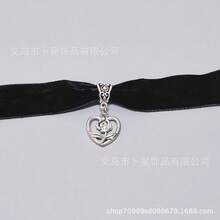 1PC New Fashionable Gothic Rose Flower Velvet Collar With Heart-Shaped Pendant Red And Black Necklace - 黑色 - 查看 3