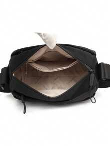 男士可调节肩带方形单肩包，轻便旅行必备，夏季休闲尼龙斜挎包，个性化礼物，适合男士、青少年、通勤、户外、骑行、上学、街头时尚、父亲节、送给丈夫、男友、毕业季的礼物 - 黑色 - 查看 5