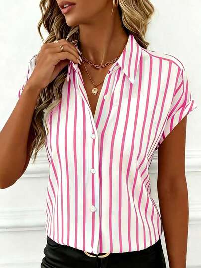 女士优雅涤纶短袖翻领纽扣条纹印花衬衫/罩衫，常规版型，适合春夏穿着，日常、工作、聚会、旅行皆宜，时尚百搭，粉色