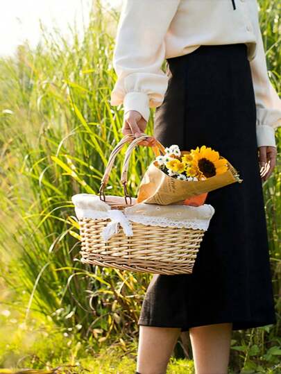 1pc Woven Outdoor Picnic Storage Basket, Convenient For Travel, Beautiful And Clean Interior, Suitable For Outdoor Picnics, Kitchen And Living Room, Can Hold Vegetables, Fruits, Fresh Flowers, Eggs And Snacks