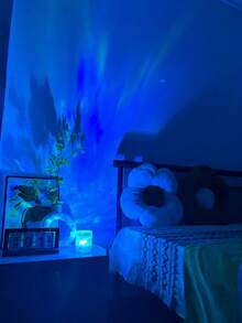 1pc 16-Color Water Wave Projection Night Light, Glowing Projection Lamp With Touch/Remote Control, USB Powered, Bedroom Lamp, Suitable For Home, Bedroom And Party, Bedroom Atmosphere Light | Dreamlike Aurora Effect | Remote Control Lamp, Bedroom Night Light - Multicolor - View 3