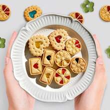 1pc Sandwich Cookie Cutter Mold, Plastic Cookie Stamp Mold Suitable For Christmas, Thanksgiving, Valentine's Day, Can Press Blurred Cookie Stamps, Baking Supplies - Multicolor - View 3