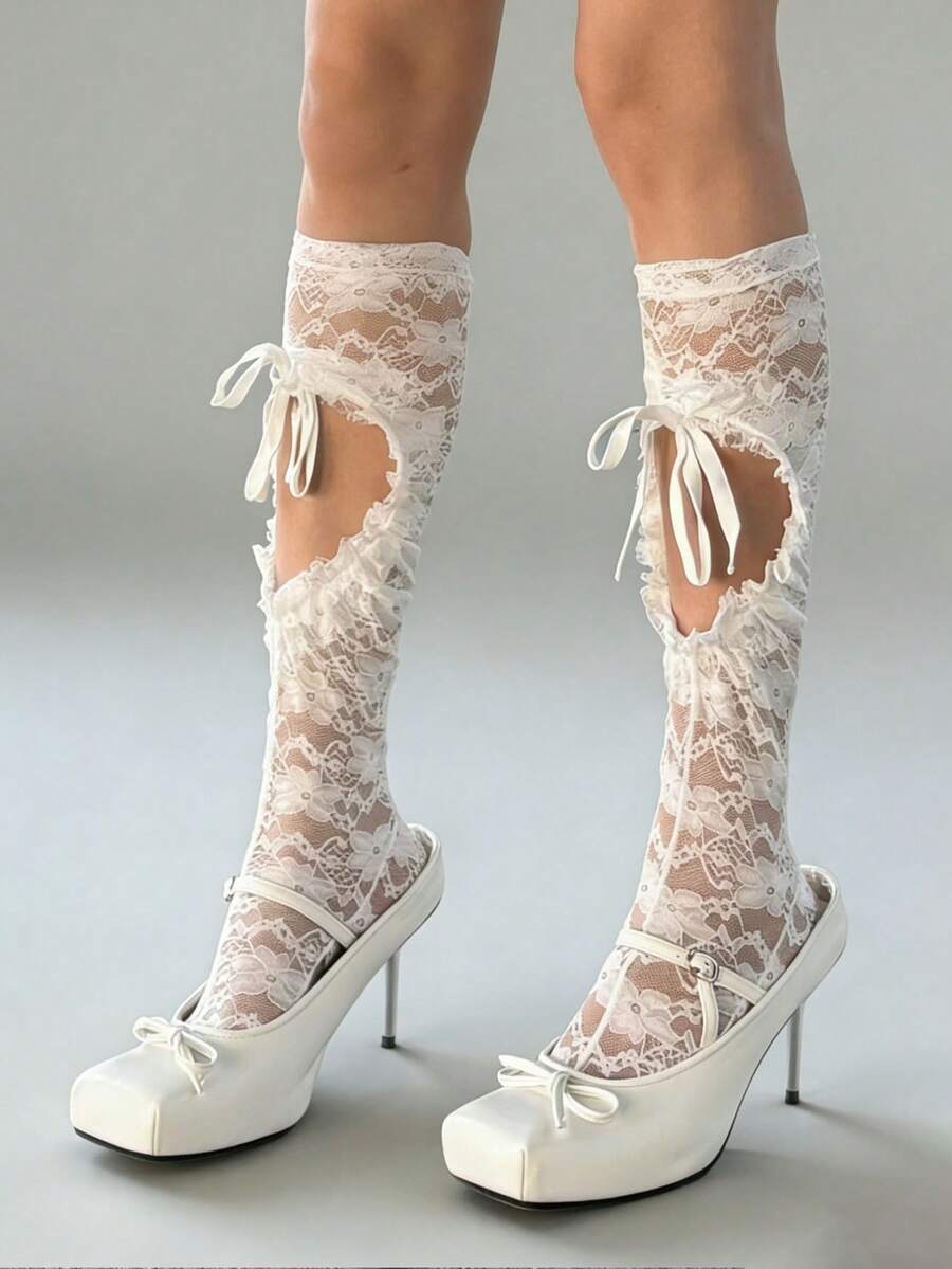 1 Pair Spring/Summer White Lace Drawstring Hollow Bowknot Leg Warmers, Japanese Lolita Goth Punk Knee-High Socks With Ripped Holes And Straps - Black and White - View 1