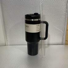 1个2026新款不锈钢32盎司大容量运动水壶，宽口保温杯，带提手和吸管，适合办公室、学校、户外活动 - 彩色 - 查看 9