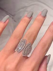 1pc Rhinestone Embellished Fan-Shaped Adjustable Copper Ring, Elegant For Banquet, Vacation, Wedding, Party - Silver - View 3