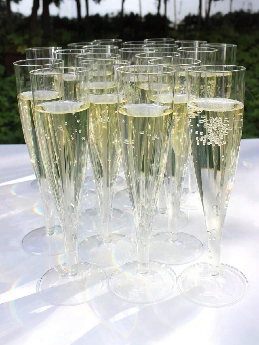 10/20 piezas Vasos de champán transparentes reutilizables, Vasos de plástico para cócteles de 4.5 onzas, Adecuados para fiestas, bodas y grandes celebraciones - Ver 1