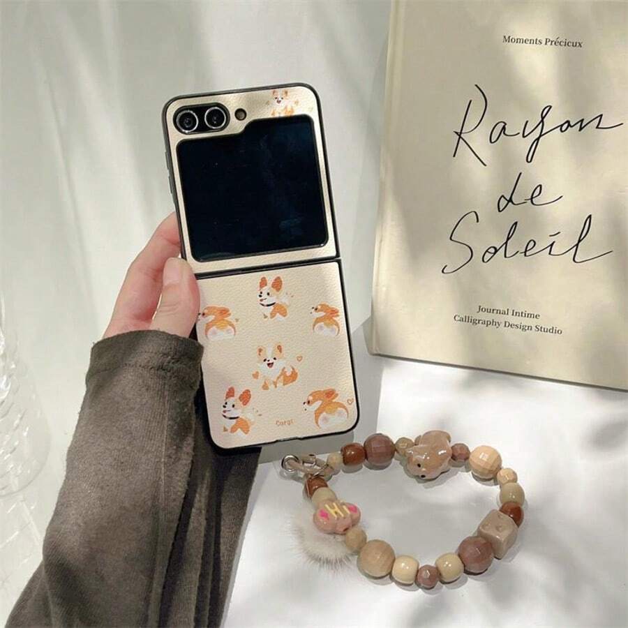 Heart-Shaped Puppy Leather Folding Phone Case With Chain, Suitable For Samsung Galaxy Z Flip3 5G/Galaxy Z Flip 4 5G/Galaxy Z Flip 5 5G/Galaxy Z Flip 6 5G/Galaxy Z Flip 7 5G, Cartoon Cute Folding Protective Cover - Multicolor - View 1