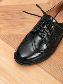 女士英伦风雕花系带牛津鞋，学院风 - 黑色 - 查看 8