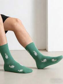 1双男士绿色底白色兔子图案中筒袜，四季皆宜。 - 彩色 - 查看 3
