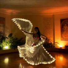 Alas de mariposa LED brillantes para adultos, alas de danza del vientre brillantes de colores, accesorio de disfraz para actuaciones en el escenario, adecuado para raves, festivales, discotecas y fiestas - Alas brillantes con tenedores - Ver 7