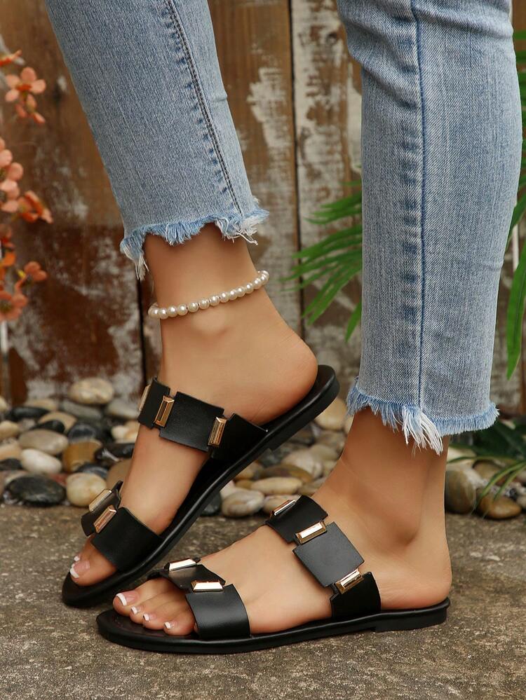1 đôi dép xỏ ngón đế bằng cho nữ, dép lê hở ngón mùa hè ngoài trời, dép đế bằng khoét rỗng trang trí vàng cho nữ, dép đế bằng nhẹ và thời trang cho kỳ nghỉ hè. - màu đen - Xem 5
