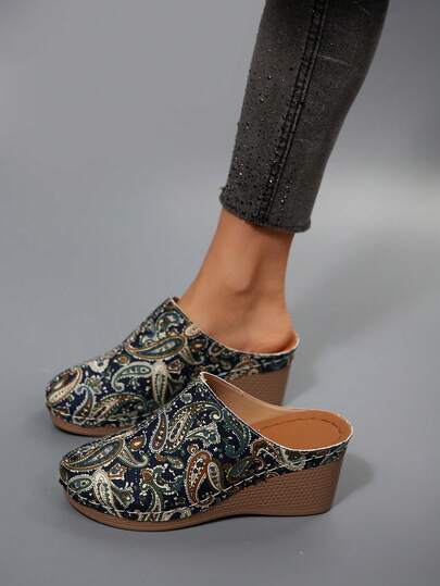 时尚、舒适、百搭、耐穿的软底休闲乐福鞋，女士坡跟厚底鞋