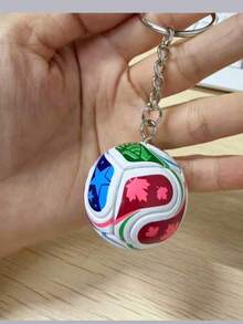 1个2026版足球钥匙扣，3D立体钥匙圈，男女通用球迷收藏礼品 - 彩色 - 查看 1