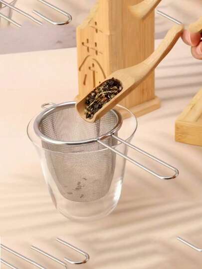 1/2 مصفاة شاي من الفولاذ المقاوم للصدأ مع منخل، مناسبة لأوراق الشاي والتوابل الفضفاضة، بتصميم معدني متين، تناسب أحجام الأكواب المختلفة، إكسسوار مطبخ رائع وهدية عيد الميلاد