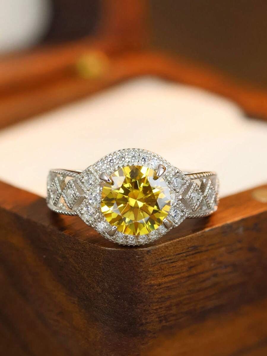 1pc S925 Silver Round Yellow Moissanite Ring, Luxury Vintage Pave Design, Warm Tone Shimmering Moissanite Exudes Elegance, Suitable For Formal Occasions, Parties, Gifting For Valentine's Day, Anniversary, Birthday - 銀色 - 查看 1