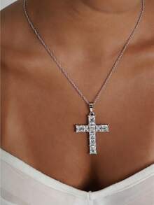 1pc Women's Fashion Cross Charm Pendant Necklace,Minimalist & Unique Style,Perfect For Daily Outings,Dinners & Parties (No Box) - Silver - View 1