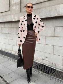 一件女士优雅心形印花撞色纽扣前开襟西装外套，适合通勤、办公、日常穿着、春夏度假。 - 杏色 - 查看 7