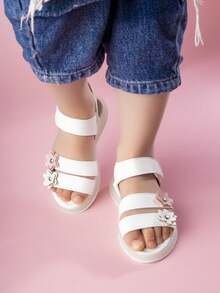 Sandalias con para niñas con decoración floral, lindas y cómodas, nuevas llegadas de verano, zapatos de playa de caliente, adecuados para uso diario, playa, fiesta y atuendos de vacaciones de niños pequeños - Blanco - Ver 11