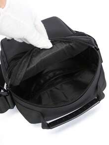 男女通用多层斜挎包，优雅女士手提包，手机钱包小方包，多口袋收纳休闲包，时尚钱包，尺寸20*25*9厘米，适合装手机、钱包、口红、卡包、化妆品等，也是送给朋友的绝佳礼物，是办公通勤、商务旅行和购物的理想之选。 - 黑色 - 查看 9