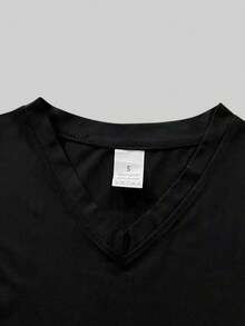 Top personalizada para mujer - Camisa de cuello en V personalizable, agrega tu foto, patrón, impresión publicitaria, eslogan, nombre, número de la suerte, fecha de reunión, aniversario, diseña tu propia sudadera/equipo personalizado impreso para fiesta con amigos - Negro - Ver 4
