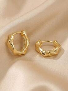 一对简约日常款金色波浪形扭曲耳环，带扣环，女士耳环 - 幾何扭曲耳扣 - 查看 1