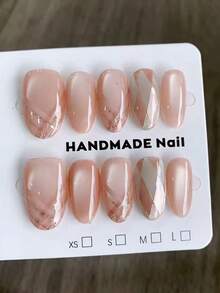 10片纯手工制作美甲贴片，长款杏仁形美甲，粉色系，温柔奢华风格，裸粉色美甲贴片，饰以金色闪粉和手绘格纹图案，精致优雅，适合女性和女孩，春夏秋冬节日派对及日常生活使用。 - 粉色 - 查看 2