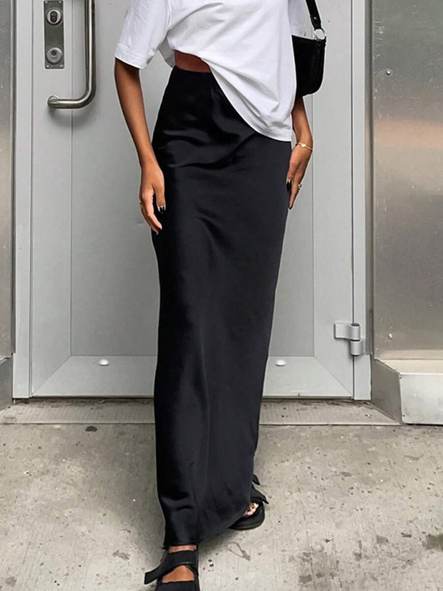 Saia Longa Elegante de Cetim Preta para Uso Diário, Moda Feminina, Primavera - Preto - Visão 1